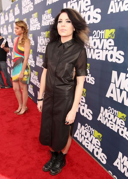 Singer Skylar Grey arrives at the 2011 MTV Movie Awards at Universal Studios' Gibson Amphitheatre on June 5, 2011 in Universal City, California.