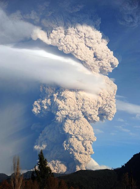 Erupción del volcán Puyehue