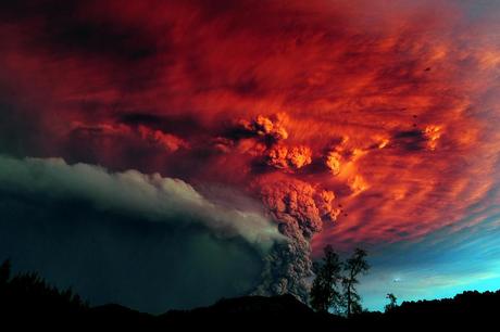 Erupción del volcán Puyehue