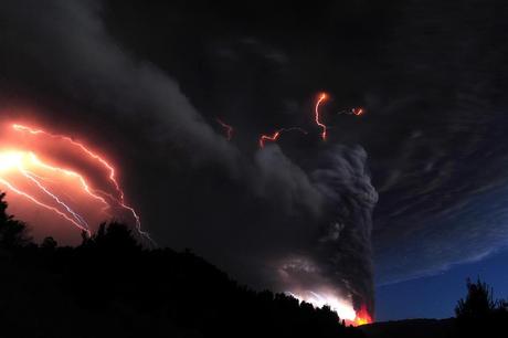 Erupción del volcán Puyehue