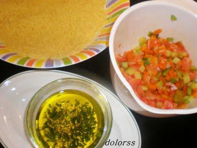 Cuscús a la naranja con verduras al aceite de menta (Microondas)