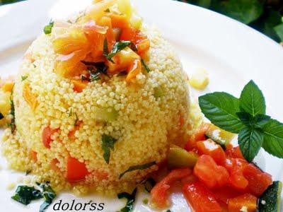 Cuscús a la naranja con verduras al aceite de menta (Microondas)