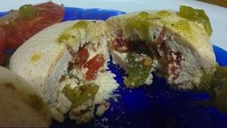 Ricotta con sorpresa, (relleno de pimiento asado y tomate)