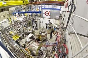 Un experimento del CERN atrapa antimateria durante 1000 segundos