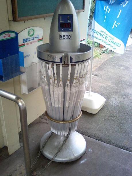 Paraguas por todas partes