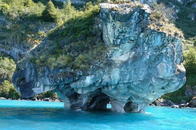 La-catedral-de-marmol-en-chile