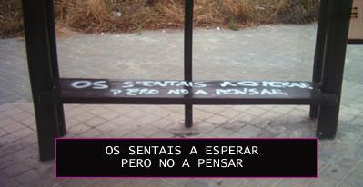 Animismo en la calle - Parada Autobús