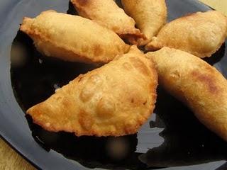 EMPANADILLAS DE ATÚN (HORNEADAS O FRITAS)