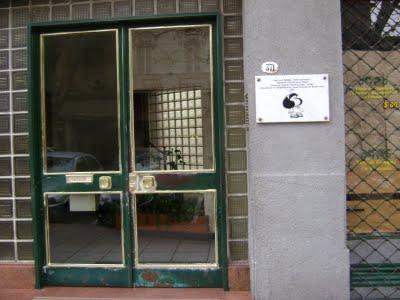 Mafalda vs Hello kitty