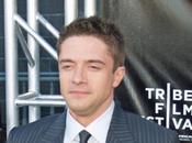 Topher Grace estará Gently down stream