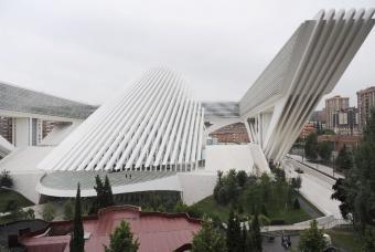 REPORTAJE: El edificio Calatrava se agrieta