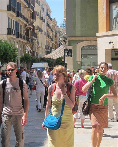 Canarias muestra a la prensa femenina de Polonia su oferta turística para mujeres solteras