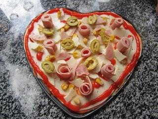 PIZZA ESPECIAL PÉ!!! (PARA TITOOOOOOOOOO)