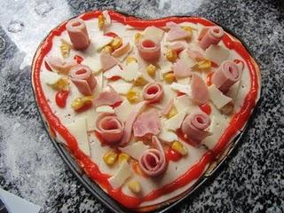 PIZZA ESPECIAL PÉ!!! (PARA TITOOOOOOOOOO)