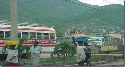 HAITI NOS INVADE CON AGUA