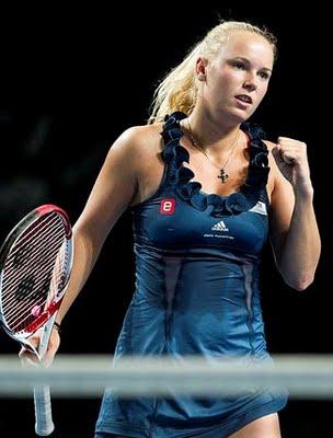 WTA Tour: Wozniacki avanzó a la final y ahora va por Safarova