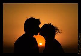 ¿El dinero atrae a las mujeres?