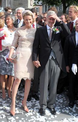 Matilde de Bélgica asistió a la boda de su hermana la Condesa Helene d'Udekem d'Acoz con el Barón Nicolas Janssen