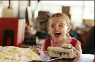 CINEFÓRUM DE SOBREMESA (porque el cine nos alimenta...)Hoy: Pequeña Miss Sunshine, (Jonathan Dayton y Valerie Faris, 2006) CINEFÓRUM DE SOBREMESA (porque el cine nos alimenta...)Hoy: Pequeña Miss Sunshine, (Jonathan Dayton y Valerie Faris, 2006)