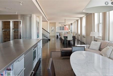 terraza con piscina muebles de terraza muebles de lujo loft duplex en nueva york duplex condominium penthouse nyc diseño de interiores decoración de interiores biblioteca en casa atico en nyc apartamento en new york de lujo 