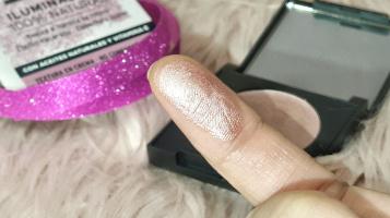 Color, diversidad, ¡y mucho brillo! · Haul de Maquillaje y Uñas #BeautyChristmas19 Color, diversidad, ¡y mucho brillo! · Haul de Maquillaje y Uñas #BeautyChristmas19