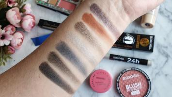 Color, diversidad, ¡y mucho brillo! · Haul de Maquillaje y Uñas #BeautyChristmas19 Color, diversidad, ¡y mucho brillo! · Haul de Maquillaje y Uñas #BeautyChristmas19