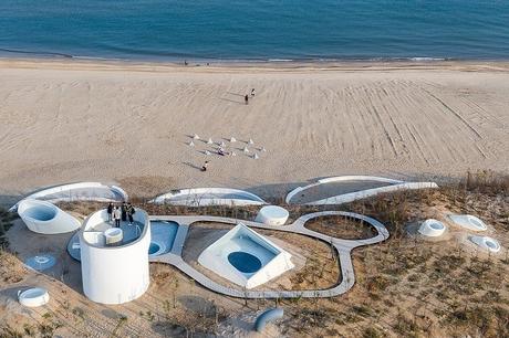 Retorno a formas primitivas e intemporales