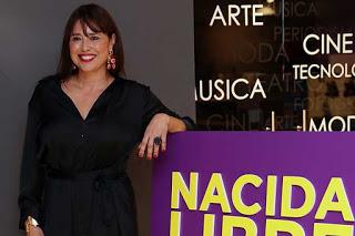 Un chocolate con churros con Minerva Piquero Un chocolate con churros con Minerva Piquero