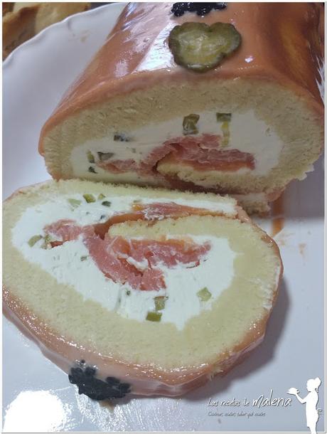 Brazo de gitano salado de salmón. Receta de Navidad