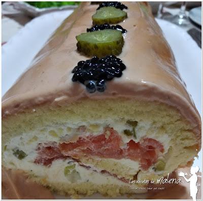 Brazo de gitano salado de salmón. Receta de Navidad