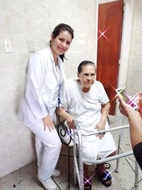 OLVIDADA...!!! Los rumores sobre el estado de #salud de la madre de #HugoChávez / #PSUV #CHAVISTAS  (VIDEO)