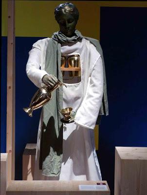 VIDA ARTIFICIAL, BIOTECNOLOGÍA Y ROBÓTICA EN LA ANTIGÜEDAD. EL SUEÑO QUE LOS CIENTÍFICOS DE LA ANTIGÜEDAD HICIERON REALIDAD.