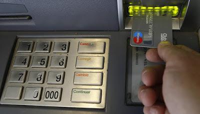 Mañana comienza el pago de sueldos a la administración pública provincial