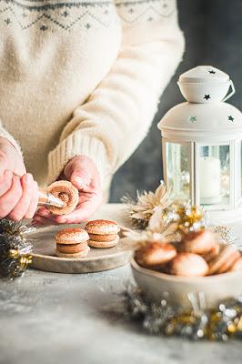 Macarons con muselina de chocolate Macarons con muselina de chocolate
