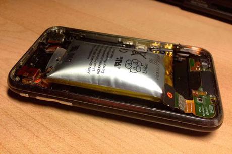 #Tecnologia: Por qué explotan o se abomban las pilas de los #celulares? / #SmartPhone #Electronica #Tecnologia: Por qué explotan o se abomban las pilas de los #celulares? / #SmartPhone #Electronica