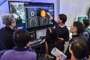 China estableció las normativas sobre el uso de internet en hospitales basada en 5G: realidad virtual, telemedicina y cirugías robóticas.