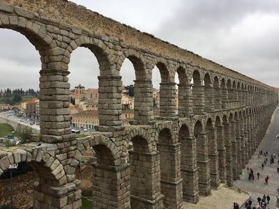 A SEGOVIA, CON PARADA EN ÁVILA Y, DE REGRESO, EN PLASENCI...