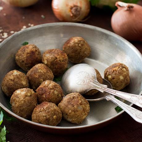 ALBONDIGAS VEGANAS SUPER FÁCILES Y DELICIOSAS