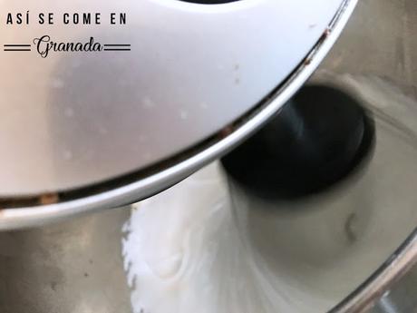 Tarta de merengue y chocolate sin gluten