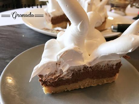 Tarta de merengue y chocolate sin gluten