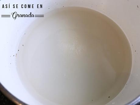 Tarta de merengue y chocolate sin gluten