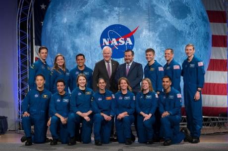 #NASA: La generación de #astronautas que viajarán a la #Luna y #Marte se gradúa