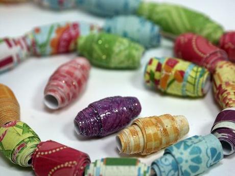 DIY Paper beads, cuentas de papel