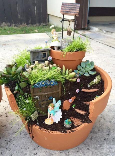 Cómo hacer mini jardines reutilizando macetas rotas