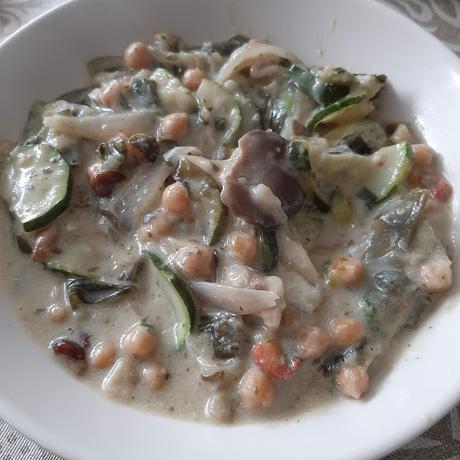 MAR Y MONTAÑA VEGETARIANO