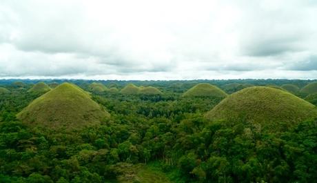 10 cosas que hice gracias a los viajes y que no cambiaría por nada del mundo chocolateHills-bohol