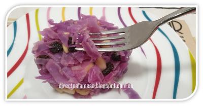 Lombarda con manzana, pasas y piñones