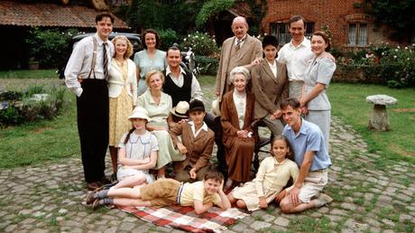 Los años ligeros (Crónicas de los Cazalet 1) Elizabeth Jane Howard