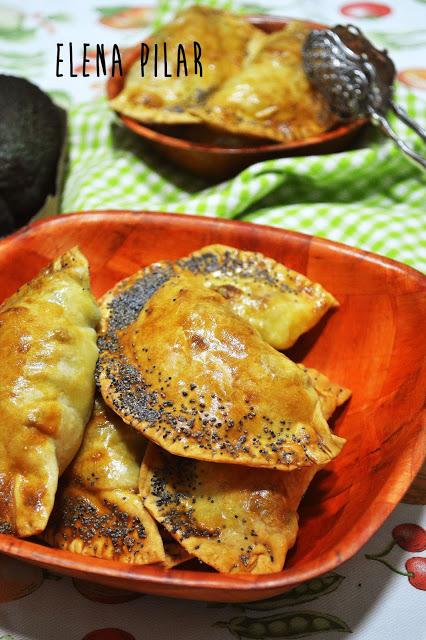 Empanadillas de aguacate (al horno)