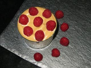 CREMA DE CAFÉ CON FRAMBUESAS